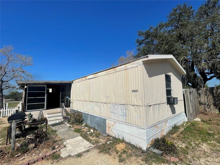 Property Photo:  2861 Fast Trot Trail  FL 33898 