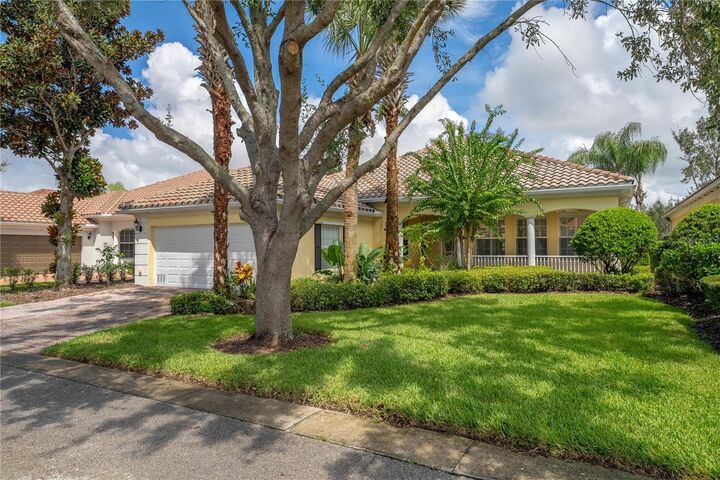 Property Photo:  12021 Jewel Fish Ln  FL 32827 