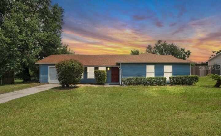 5337 Broken Pine Circle  Orlando FL 32818 photo