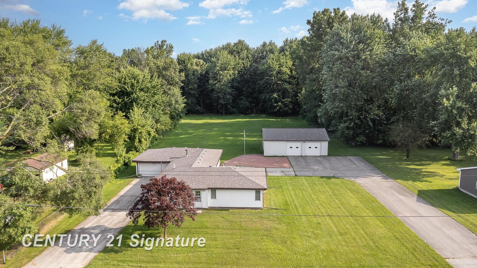 Property Photo:  3287 Lauria Road  MI 48706 