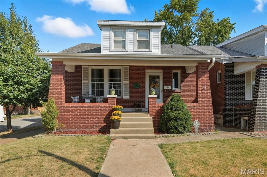 Property Photo: 5211 Delor Street MO 63109