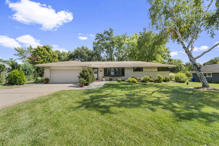 4560 N 161st St  Brookfield WI 53005 photo