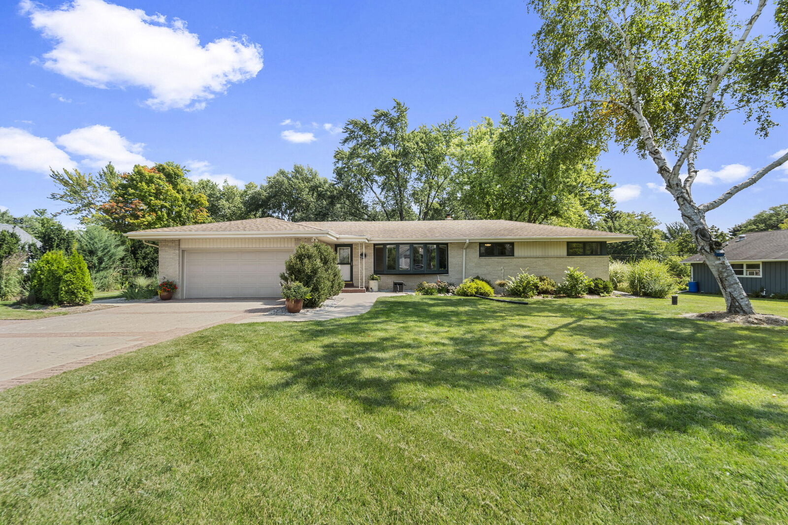 Property Photo:  4560 N 161st St  WI 53005 