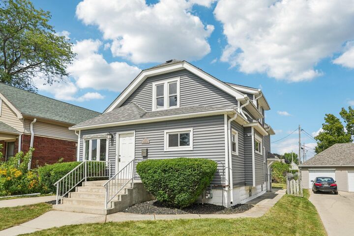 Property Photo:  1230 Marshall Ave  WI 53172 