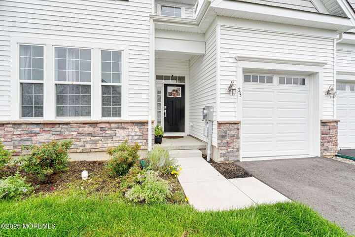 23 Gulfstream Road  New Egypt NJ 08533 photo