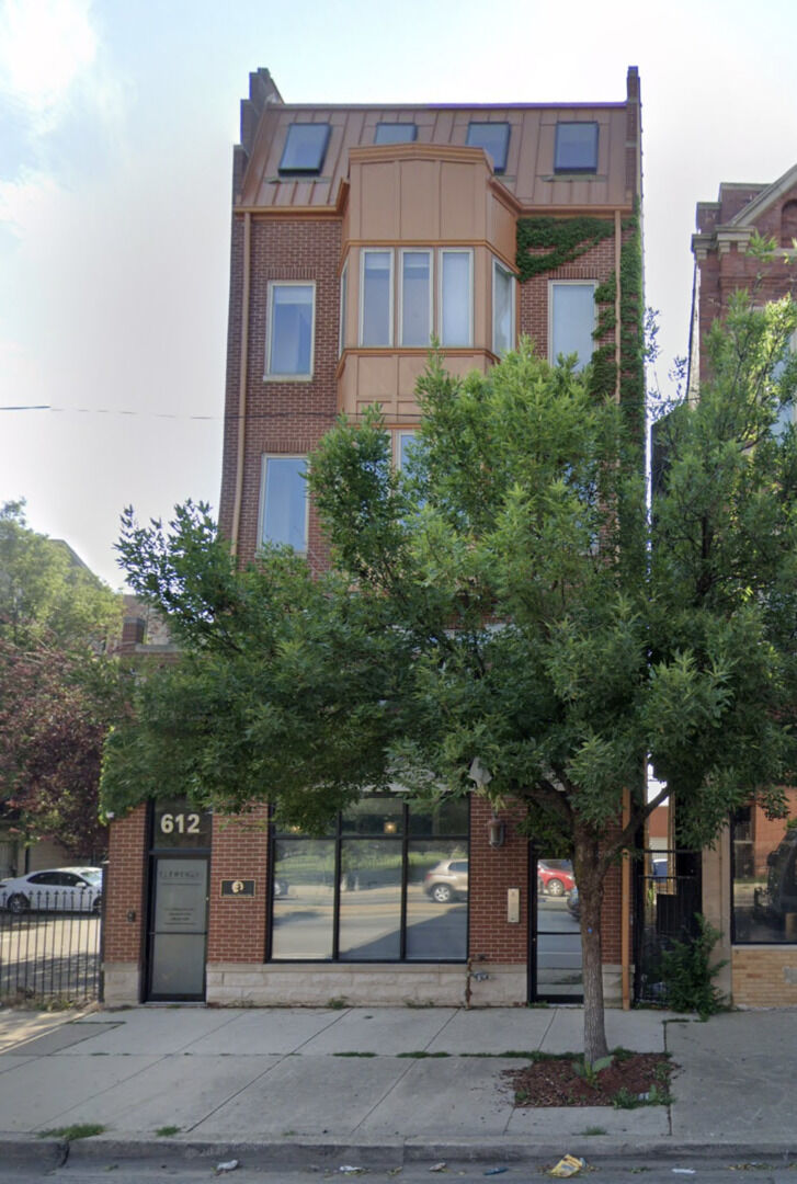 Property Photo:  612 S Western Avenue 2  IL 60612 