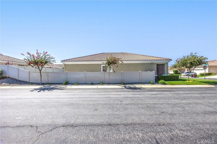Property Photo:  1794 N Forest Oaks Drive  CA 92223 
