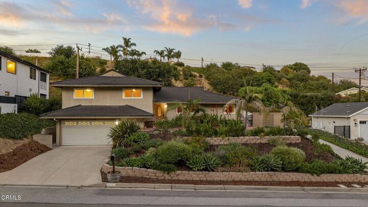 Property Photo:  872 Via Arroyo  CA 93003 