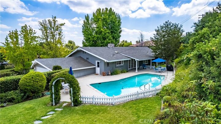Property Photo:  3031 Anacapa Place  CA 92835 