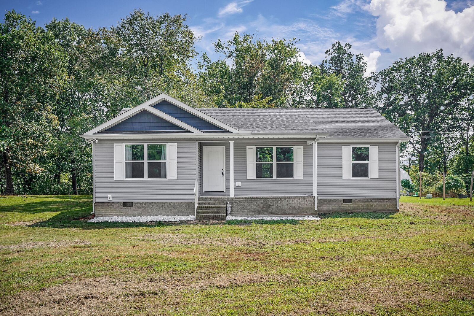 Property Photo:  385 Talpha Dr  TN 37059 