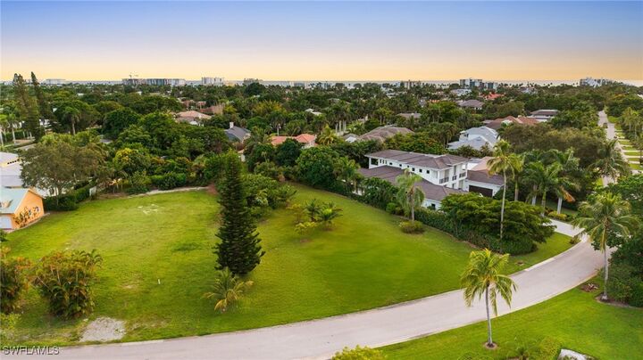 Property Photo:  700 Bow Line Drive  FL 34103 