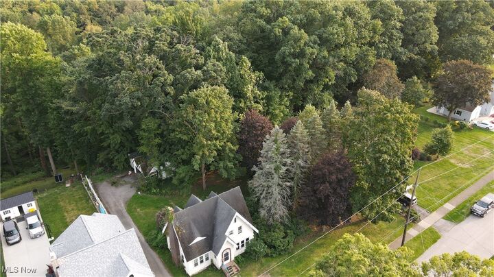 Property Photo: 919 Lincoln Drive OH 44030