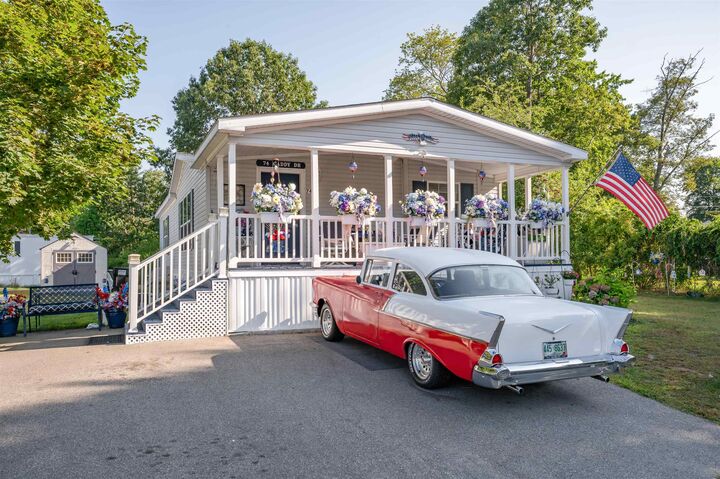 Property Photo:  74 Caddy Drive  NH 03079 