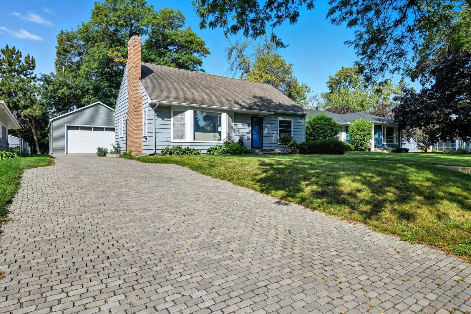 Property Photo:  6404 James Avenue S  MN 55423 