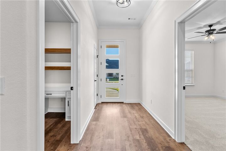 Property Photo:  1902 Ferguson Street  AR 72751 