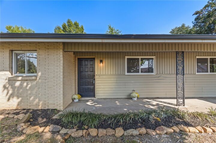 10714 Viney Grove Road  Prairie Grove AR 72753 photo