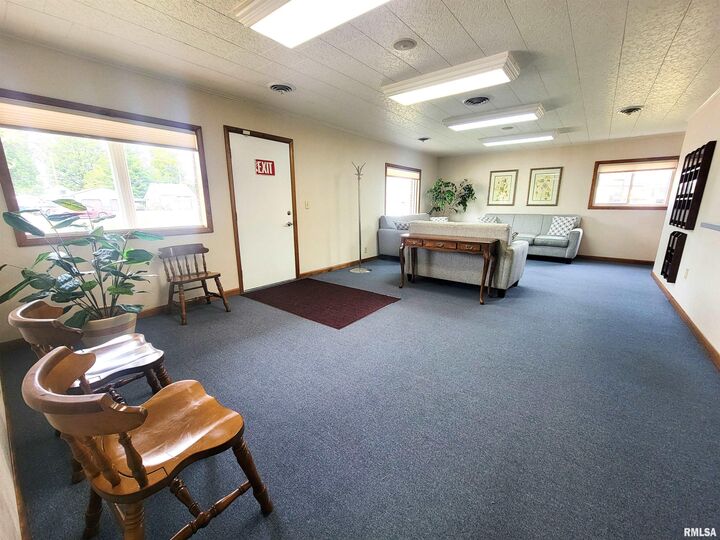 Property Photo: 119 W 2nd Street IL 62839
