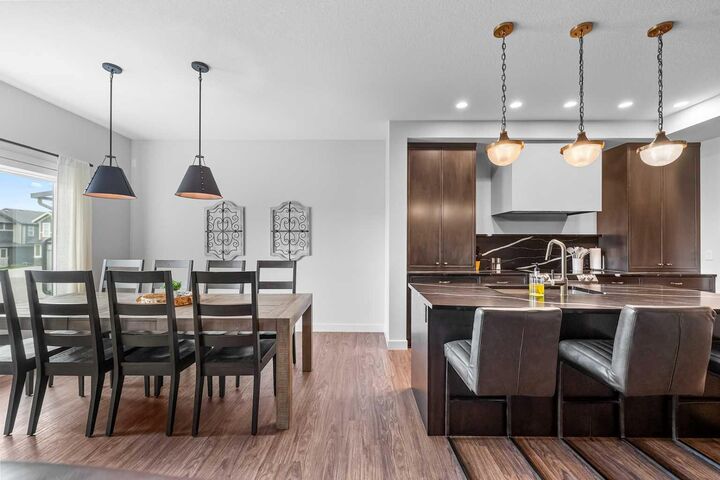 Property Photo:  19 Sundown Crescent  AB T4C 2T2 