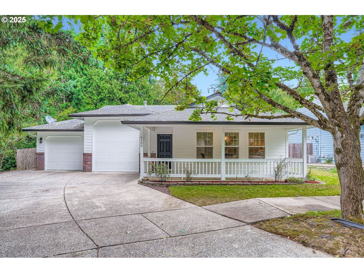 Property Photo:  9100 NE 17th St  WA 98664 