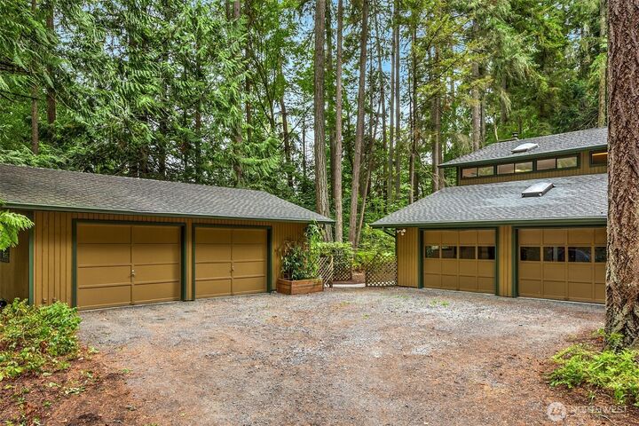 Property Photo:  13098  Manzanita Road NE  WA 98110 