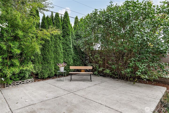 Property Photo: 27003 124th Avenue SE WA 98030