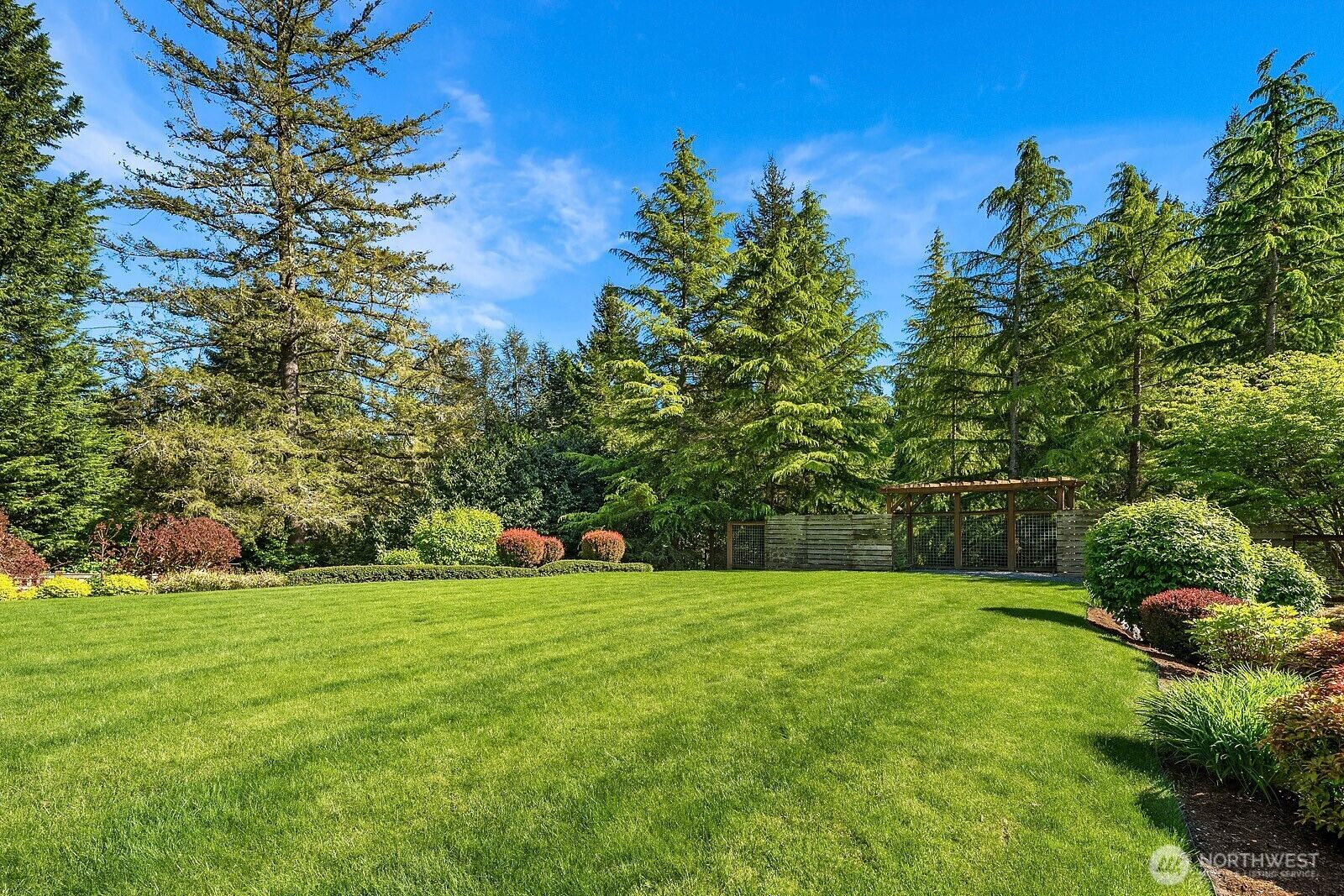 Property Photo:  26108 SE 27th Street  WA 98075 