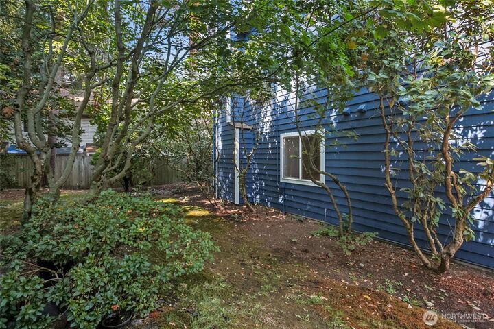 Property Photo: 21906 56th Avenue W C4 WA 98043