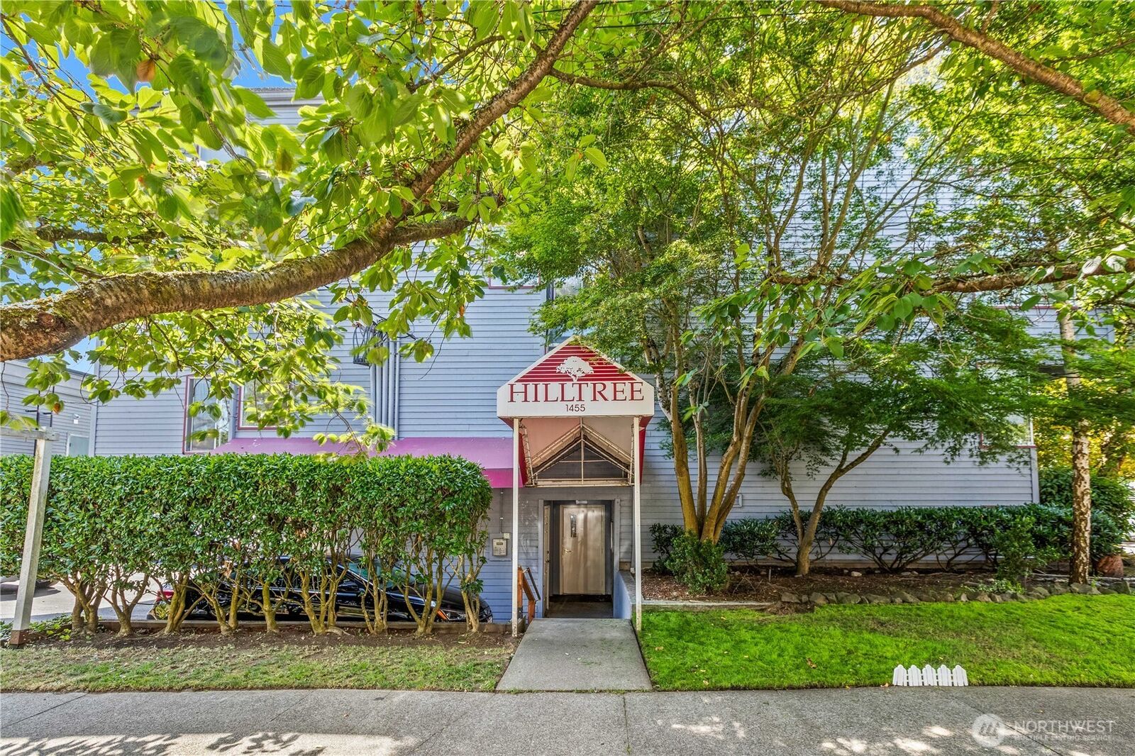 Property Photo: 1455 E Harrison Street A1 WA 98112