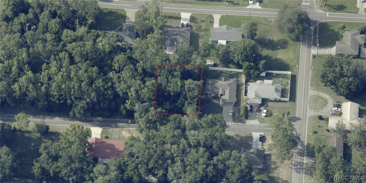 Property Photo: 318 Temple Street FL 34452