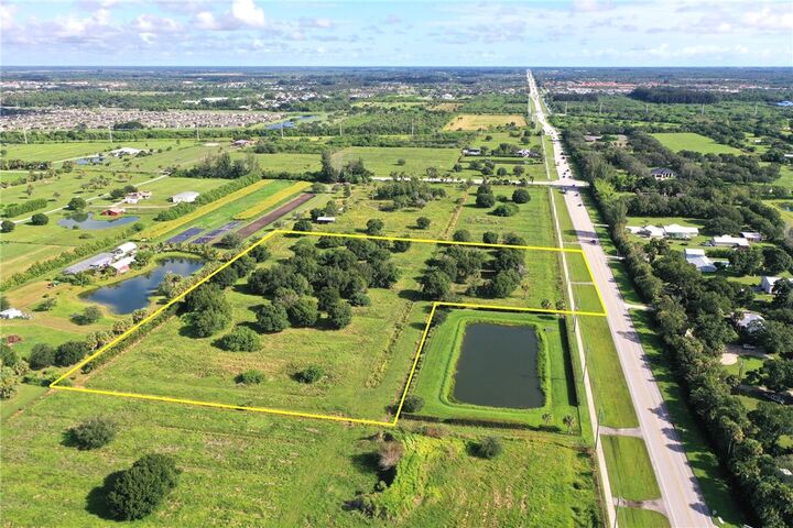 1051 66th Avenue  Vero Beach FL 32966 photo