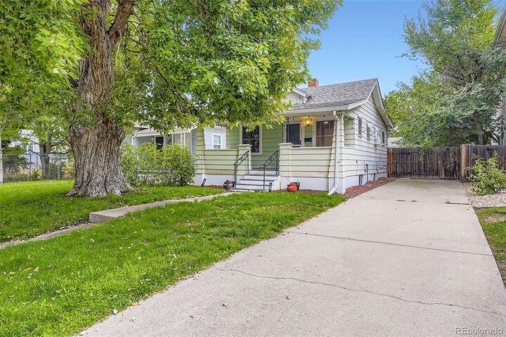 Property Photo: 1160 S Steele Street S CO 80210