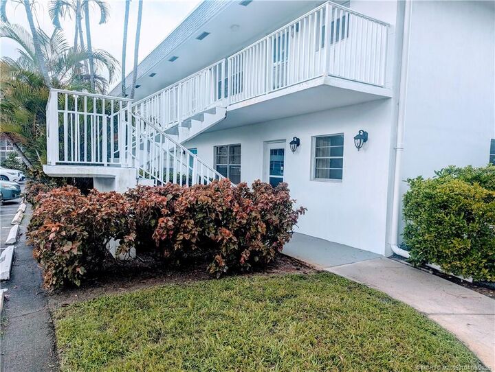 Property Photo: 2929 SE Ocean Boulevard 127-2 FL 34996