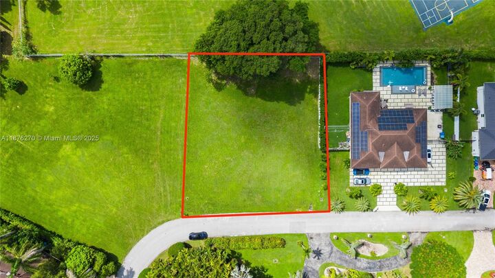 Property Photo: 8800 SW 165th Ter FL 33157