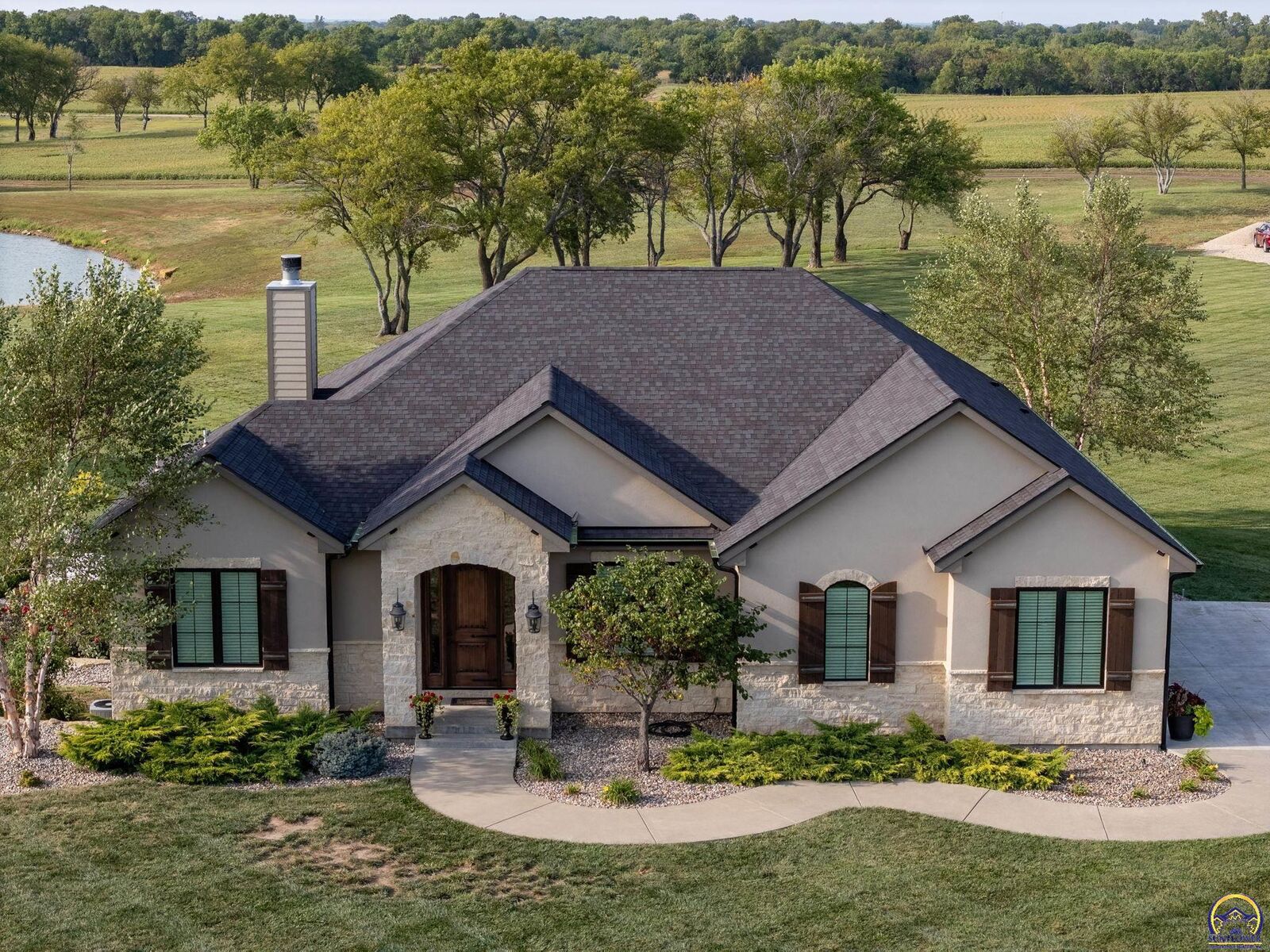 Property Photo:  4550 SE 61st St  KS 66409 