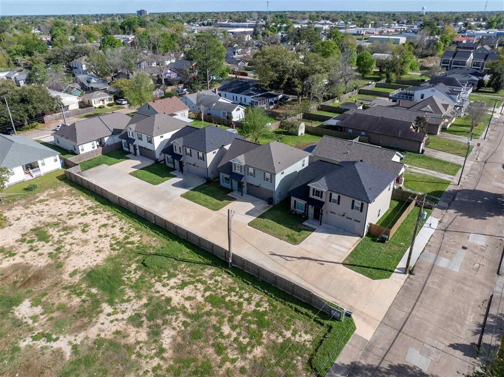 Property Photo: 1711 Bilbo Street LA 70601