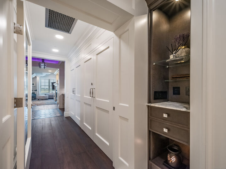Property Photo:  66 High Street 38  CT 06437