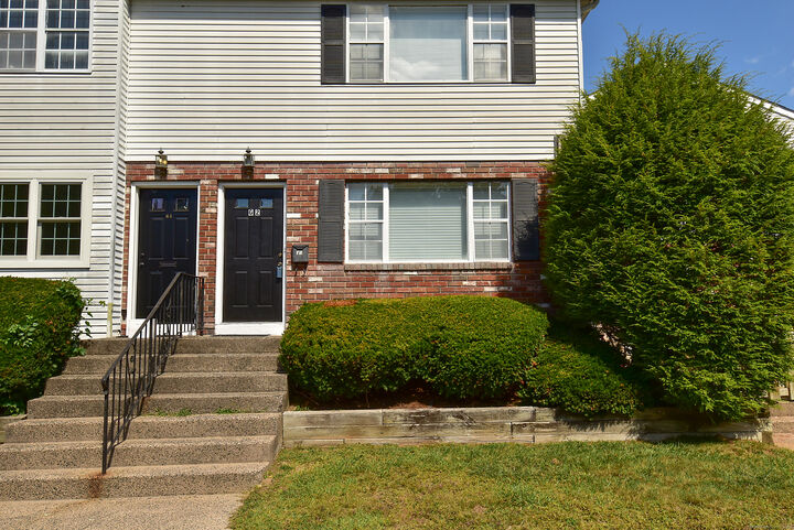 2 Georgetown Drive G  Enfield CT 06082 photo