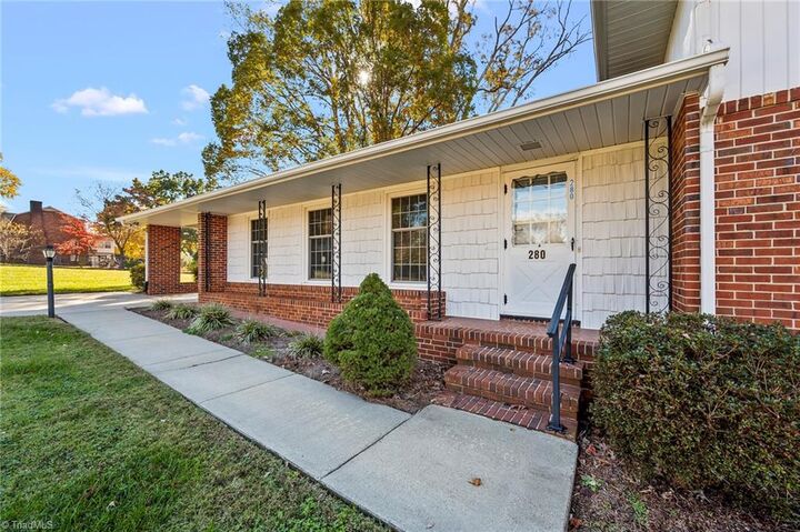 Property Photo: 280 Brittany Road NC 27045