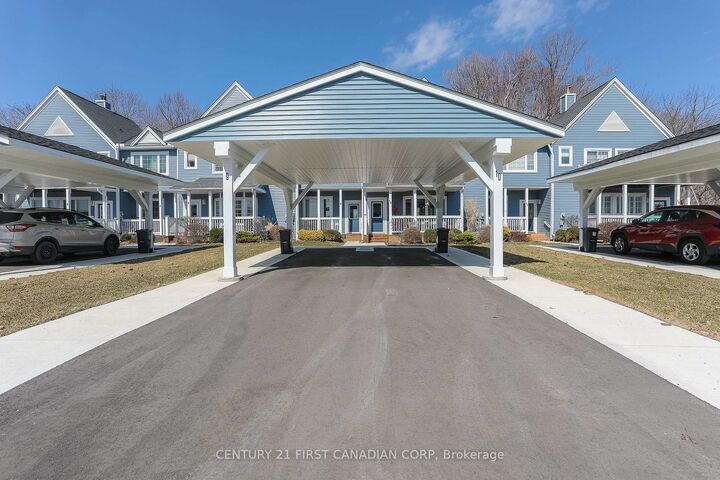 Photo de la propriété:  374 Front Street 10  ON N5L 1E9 