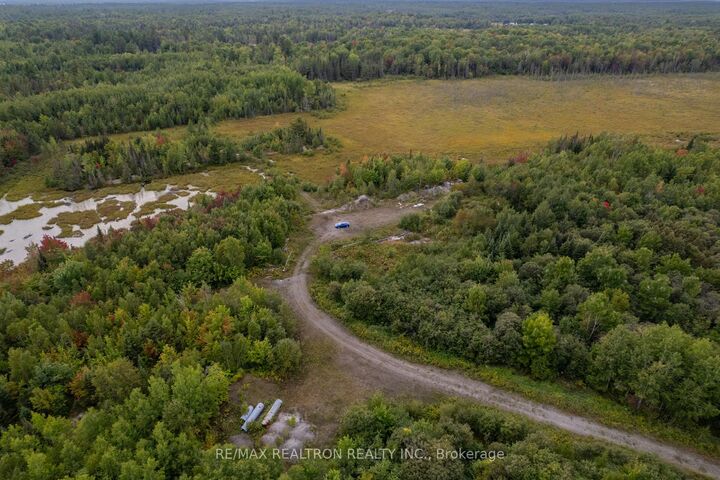 Photo de la propriété:  Lot 7 Con 6 Labrosse Road W  ON P0H 2M0 