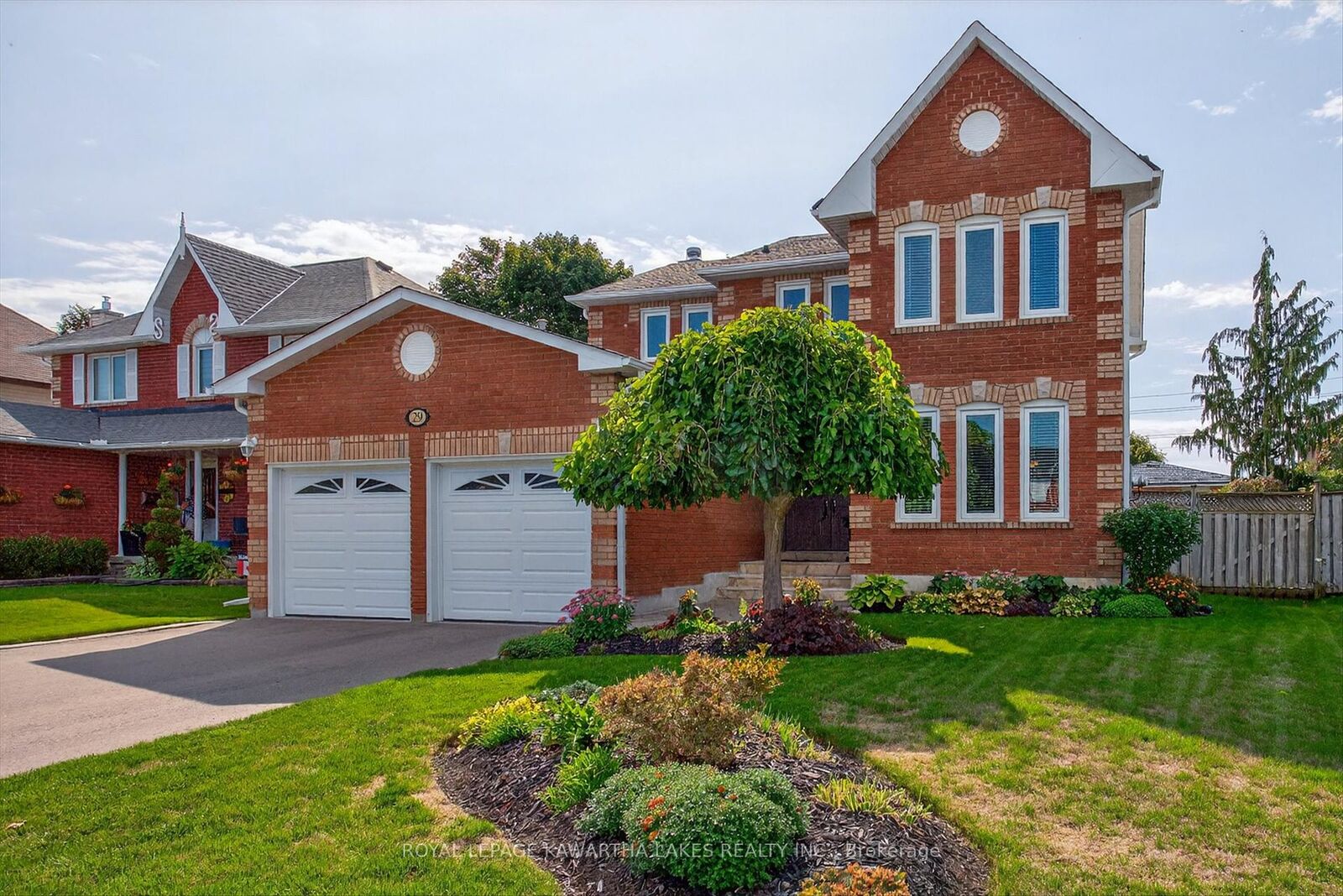 Property Photo:  29 Flavelle Crescent  ON K9V 6E3 