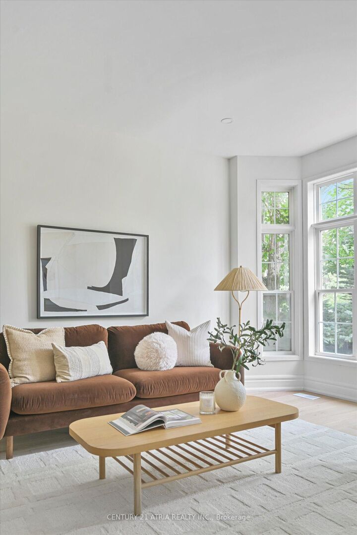 Property Photo:  5 Angus Glen Boulevard  ON L6C 1Z1 