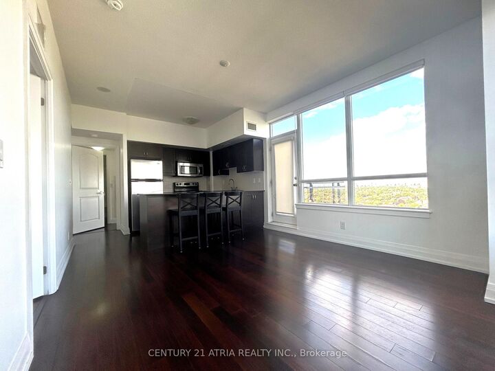 Photo de la propriété:  1 De Boers Drive 1611  ON M3J 0G6 