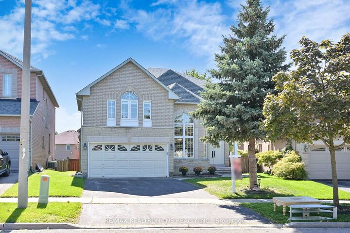Photo de la propriété:  177 Alpine Crescent  ON L4S 1W4 