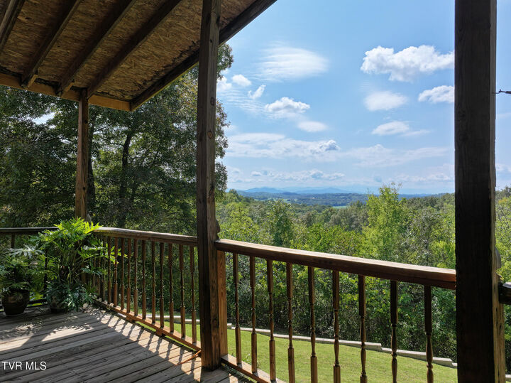 Property Photo:  1005 Jackson Hollow Road  TN 37818 
