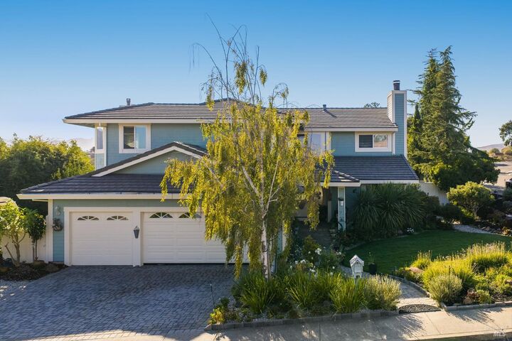 Property Photo: 16 Fontana Court CA 94945