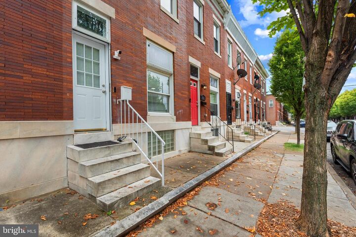 Property Photo: 411 N Kenwood Avenue MD 21224