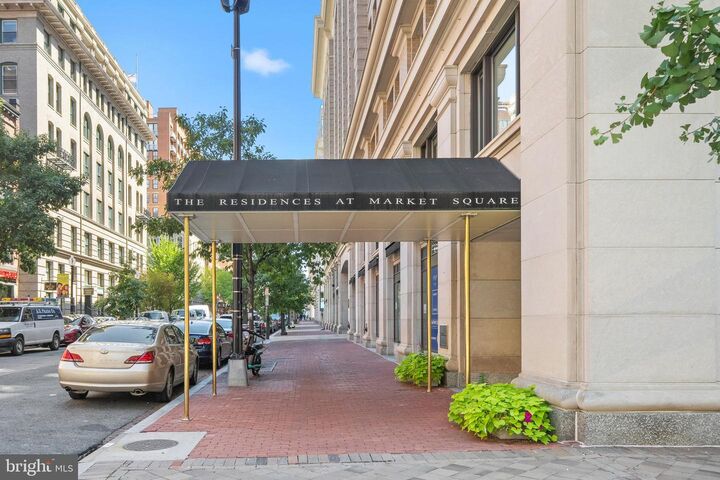 Property Photo:  701 Pennsylvania Avenue NW 1221  DC 20004 