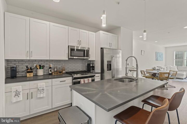 2544 S 2nd Street  Philadelphia PA 19148 photo