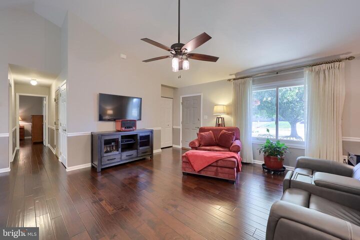 Property Photo:  1255 Willow Creek Drive  PA 17552 